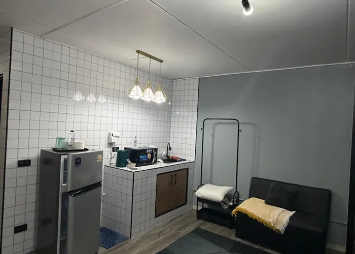 Shera Estate ห้องพักเมืองทอง C5 Apartment *