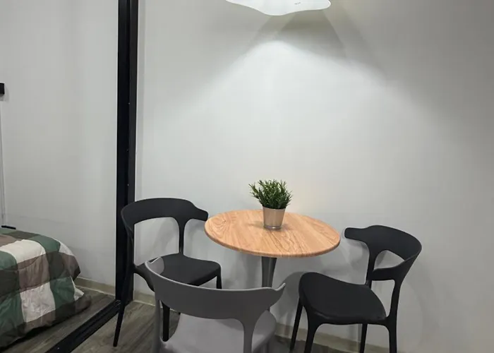 Shera Estate ห้องพักเมืองทอง C5 Apartment